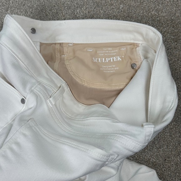Athleta Sculptek White Straight Leg Crop Jeans Raw Hem Women's Size 6 Leggings - Picture 8 of 10